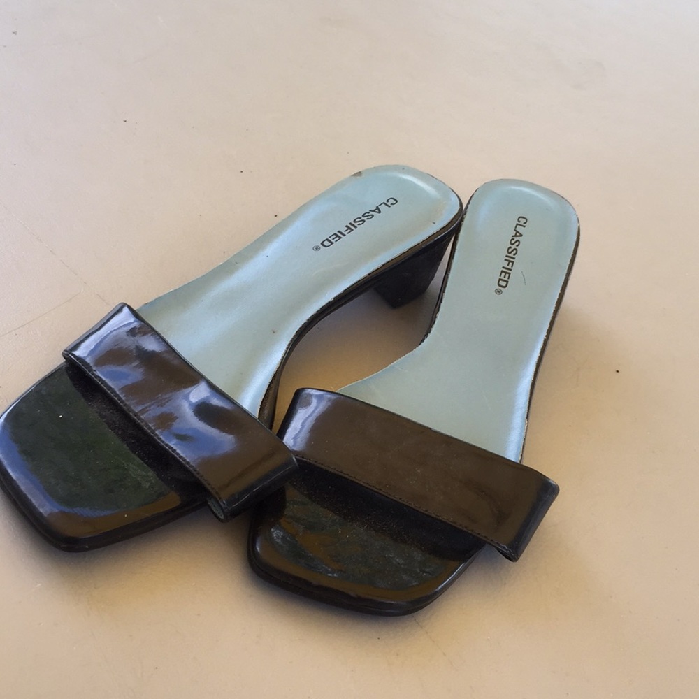 Slippers